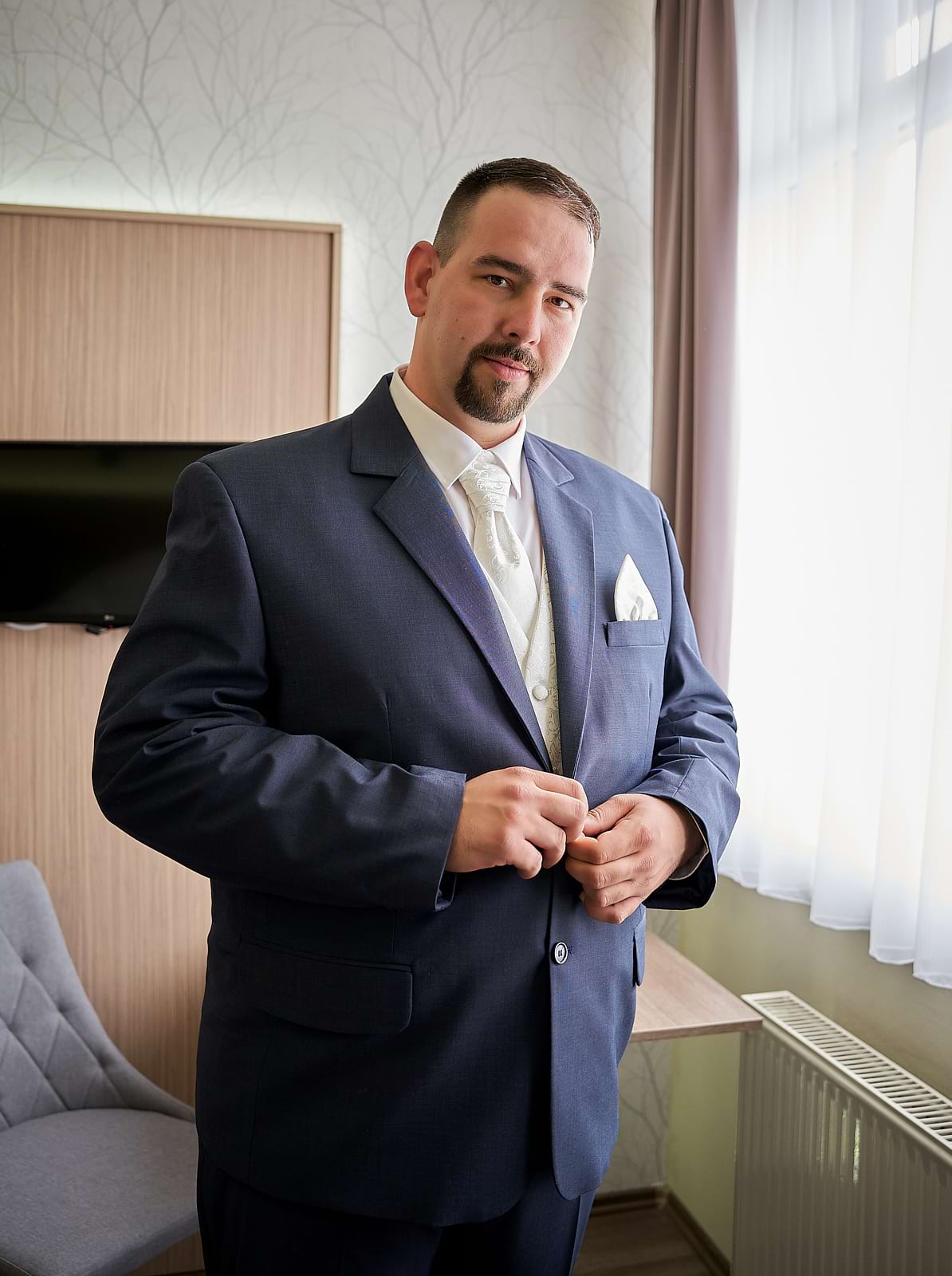 Zoli begombolja a zakóját