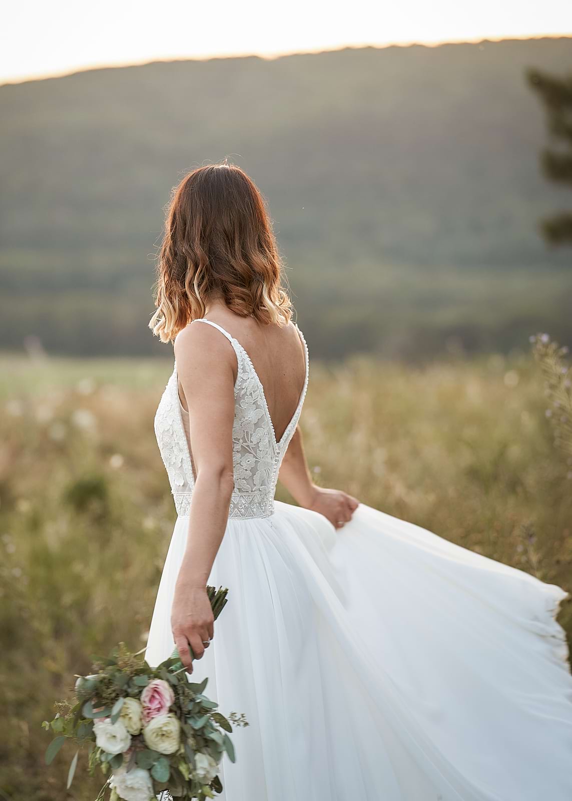 Orsi és az esküvői virágcsokor